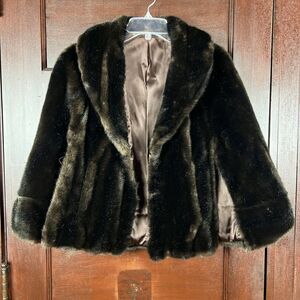 VTG Montgomery Ward Brown Vintage Faux Fur Cape One Size Collar & Pockets Retro